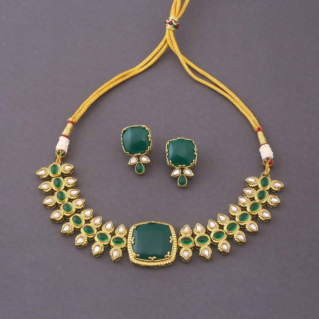 Emerald Levoria Victorian Jewellery Set - New Arrival