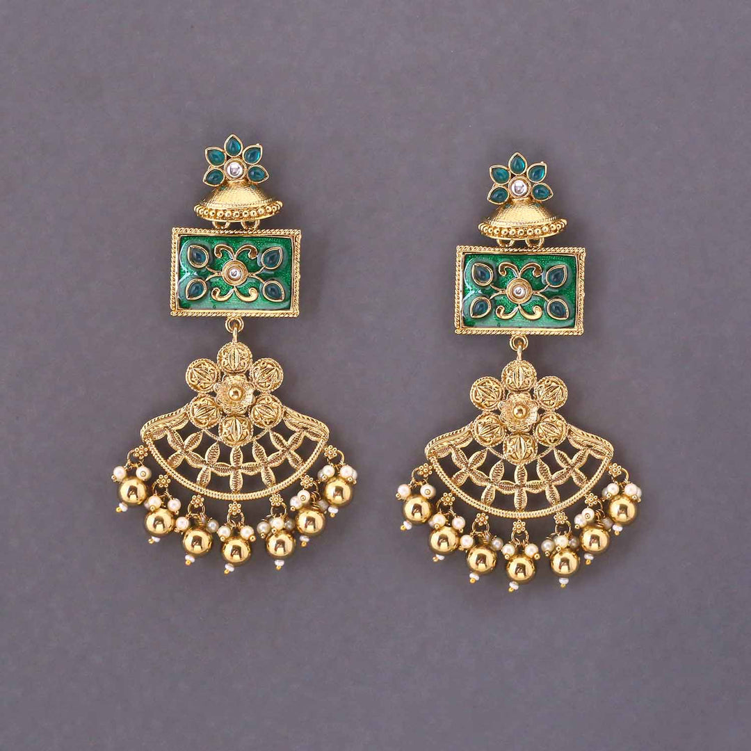 Emerald Likhita Chaandbalis