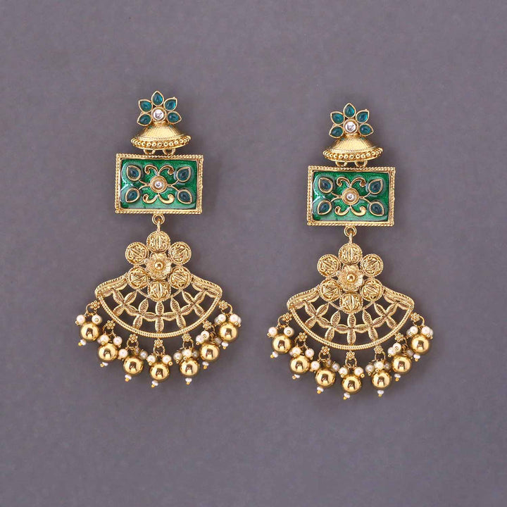 Emerald Likhita Chaandbalis