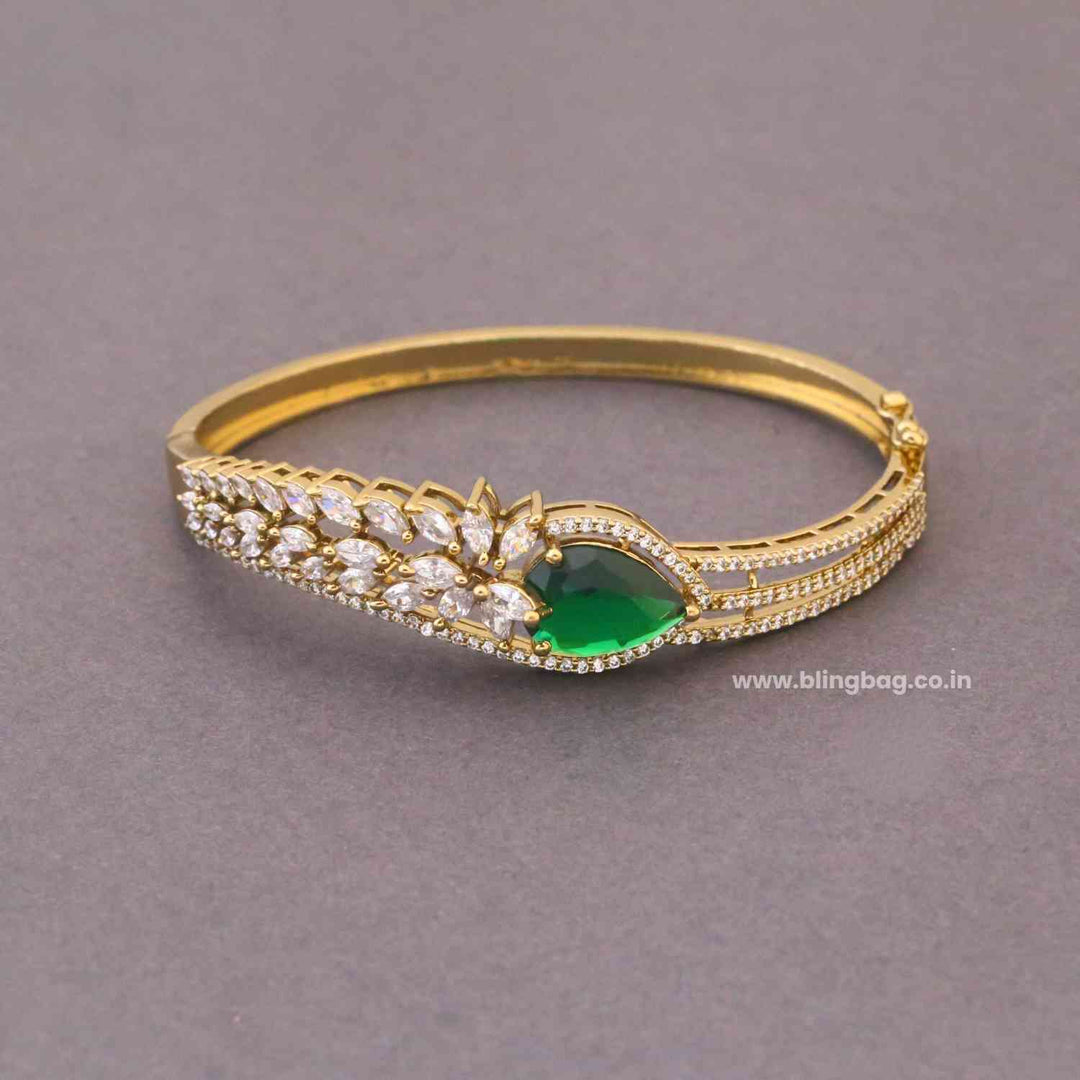 Emerald Lilya Victorian Bracelet
