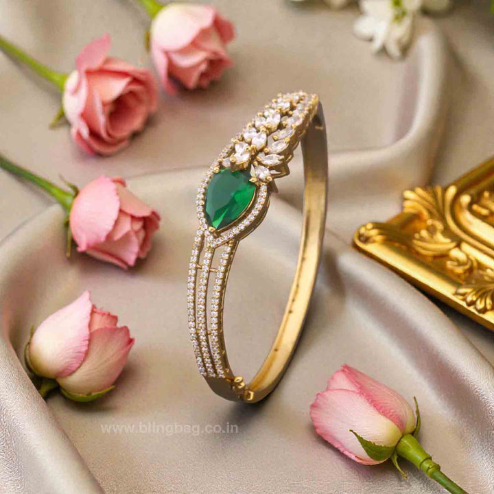 Emerald Lilya Victorian Bracelet