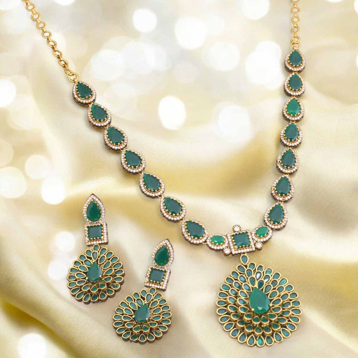Emerald Lumana Victorian Jewellery Set - New Arrival
