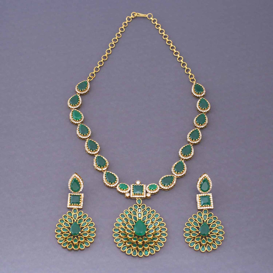 Emerald Lumana Victorian Jewellery Set - New Arrival