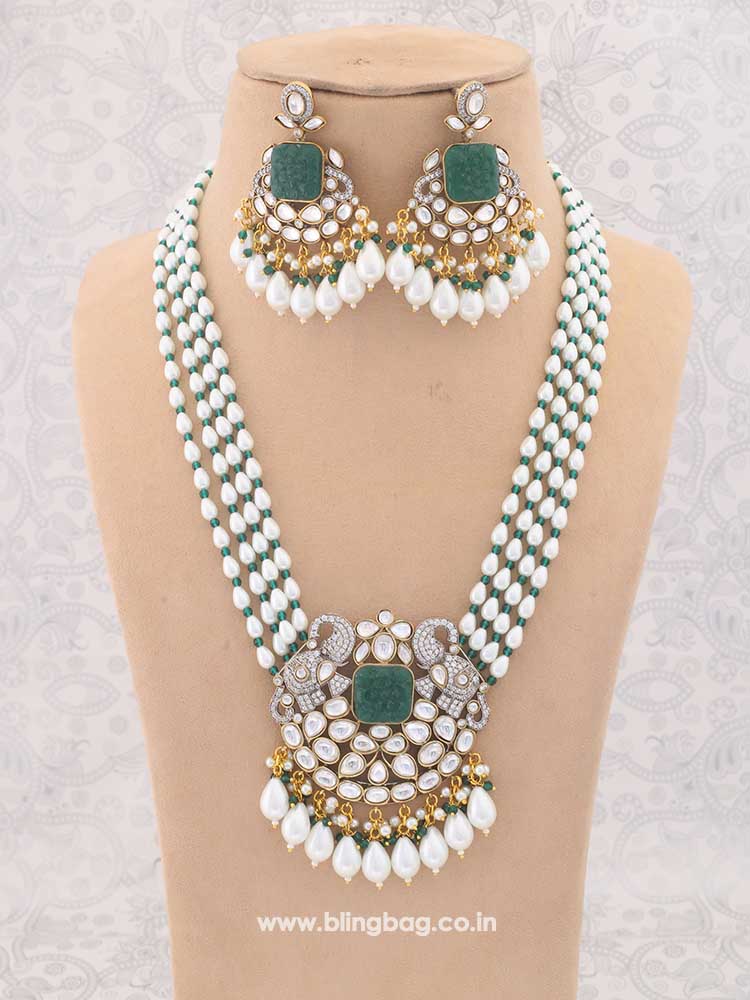 Emerald Maanya Kundan Jewellery Set - EOSS