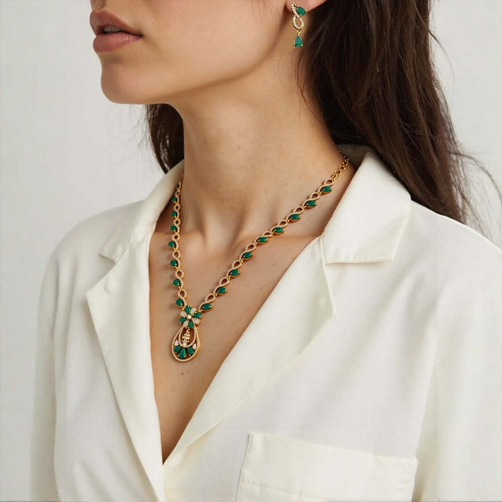 Emerald Macey Victorian Jewellery Set - New Arrival