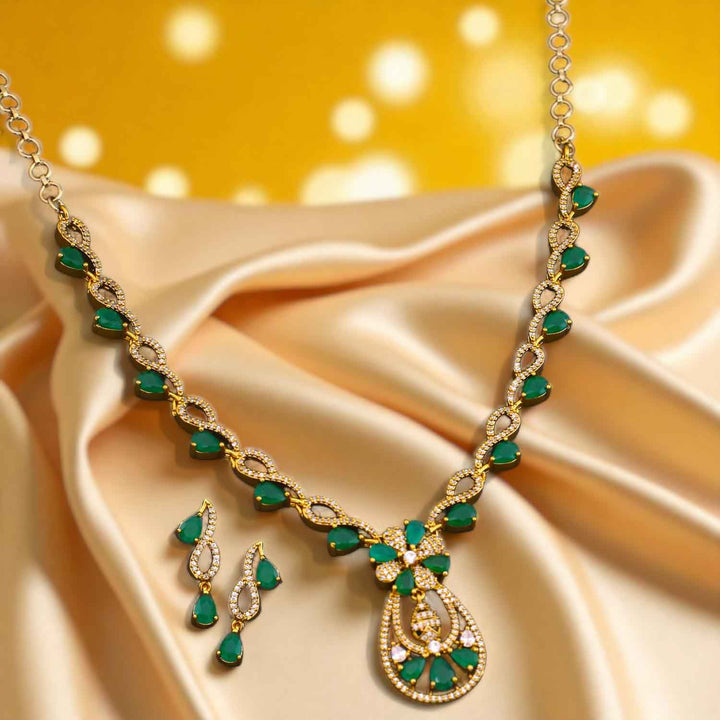 Emerald Macey Victorian Jewellery Set - New Arrival
