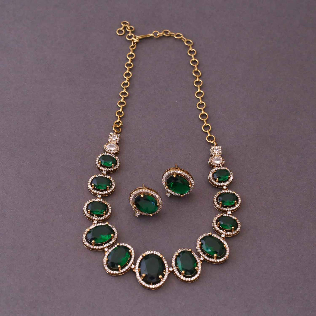 Emerald Mackel Victorian Jewellery Set - New Arrival