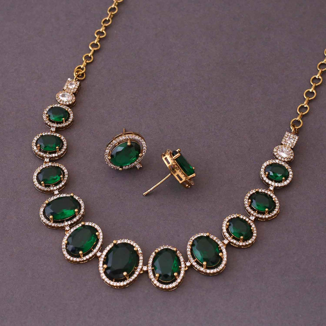 Emerald Mackel Victorian Jewellery Set - New Arrival