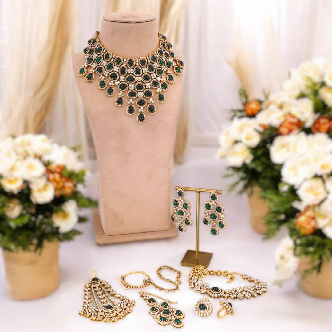 Emerald Madhura Semi-Bridal Jewellery Set โ Bling Bag
