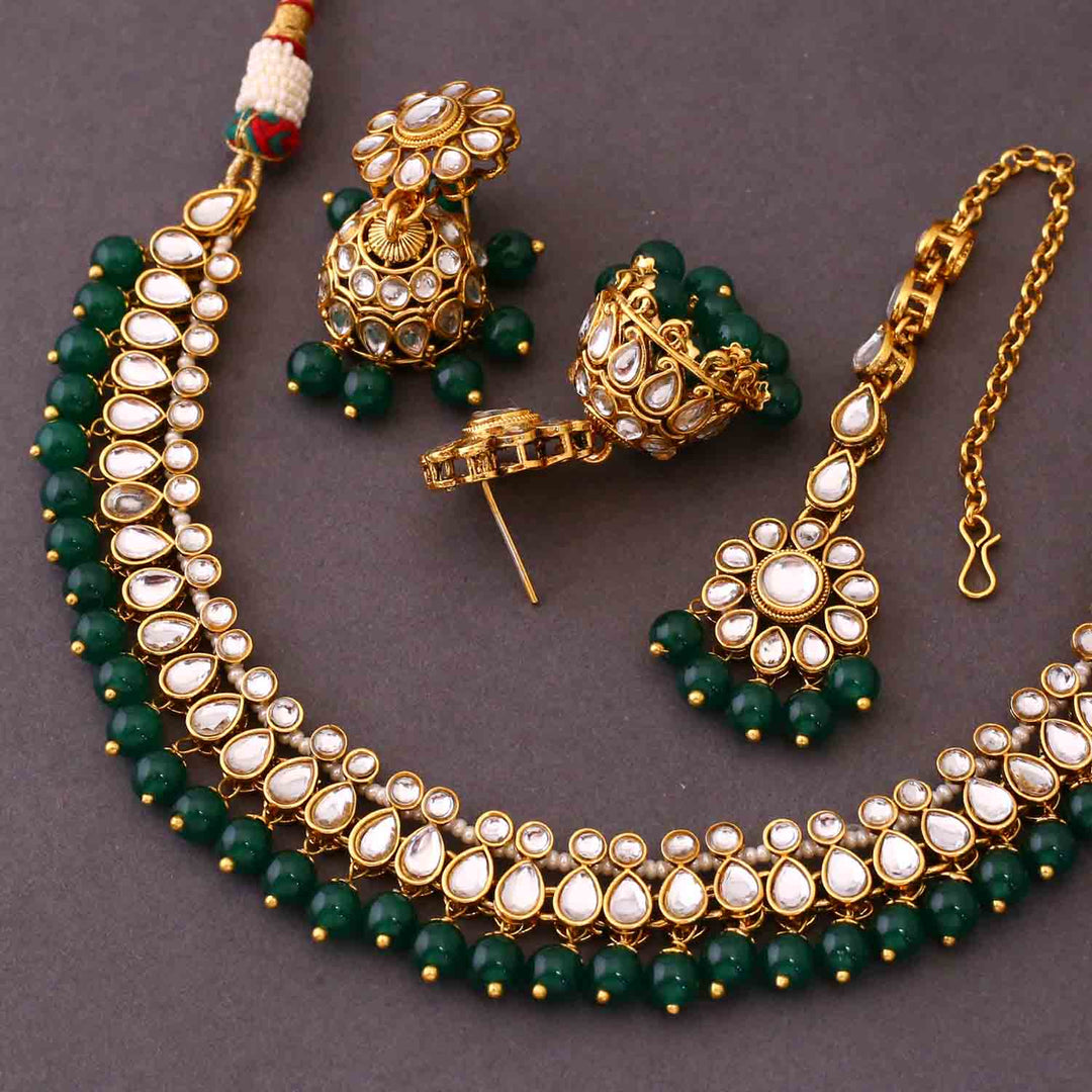 Emerald Mahiya Kundan Jewellery Set