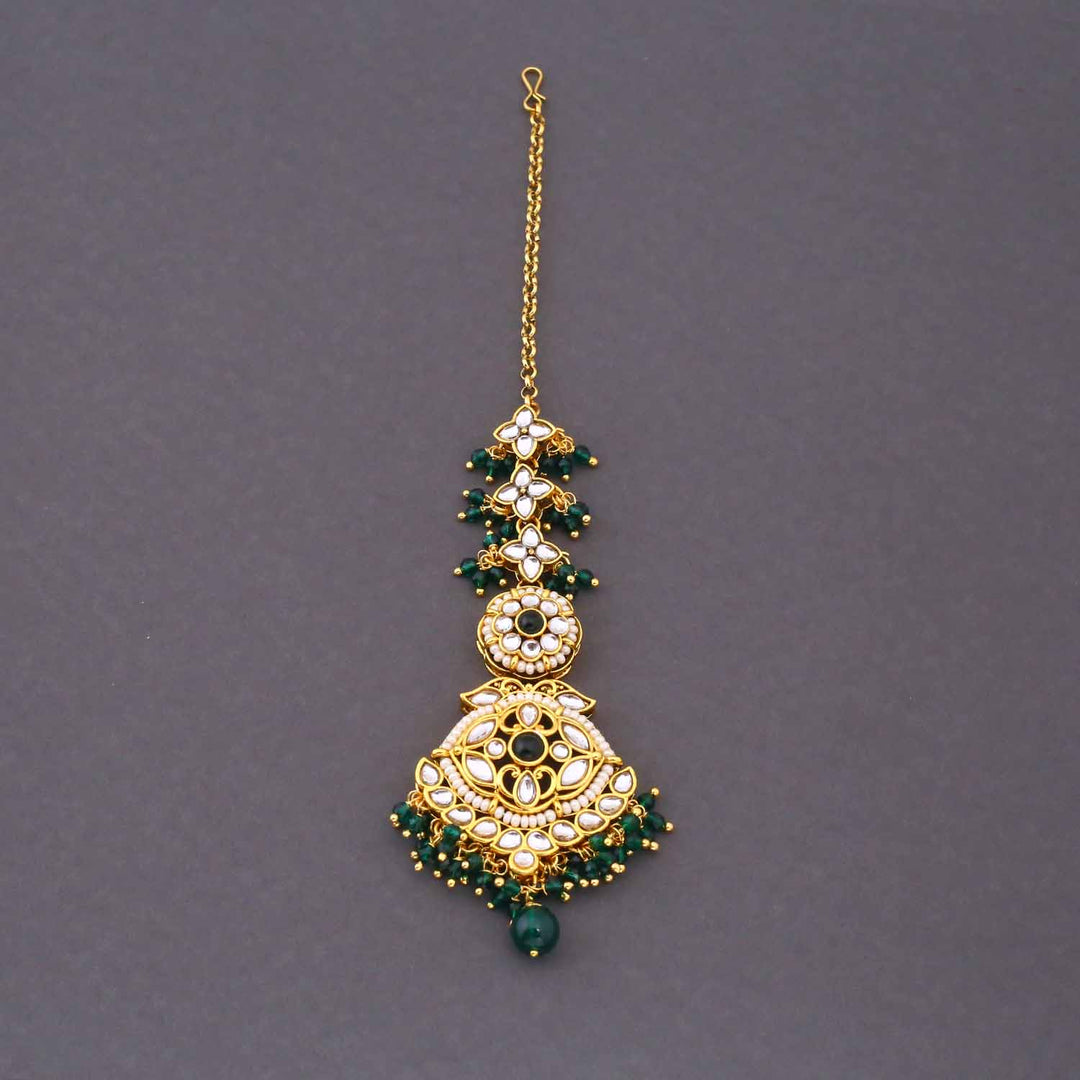 Emerald Manmayi  Kundan Bridal Jewellery Set