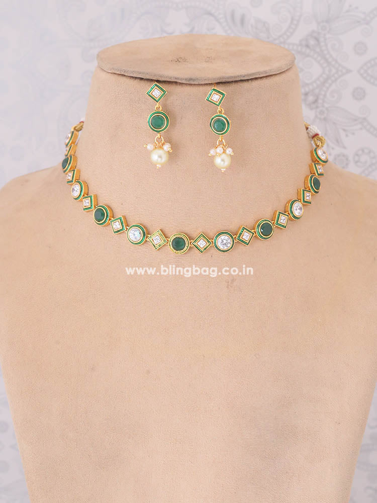Emerald Mansvi Kundan Jewellery Set