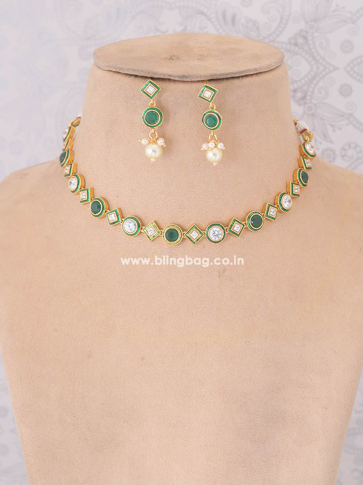 Emerald Mansvi Kundan Jewellery Set