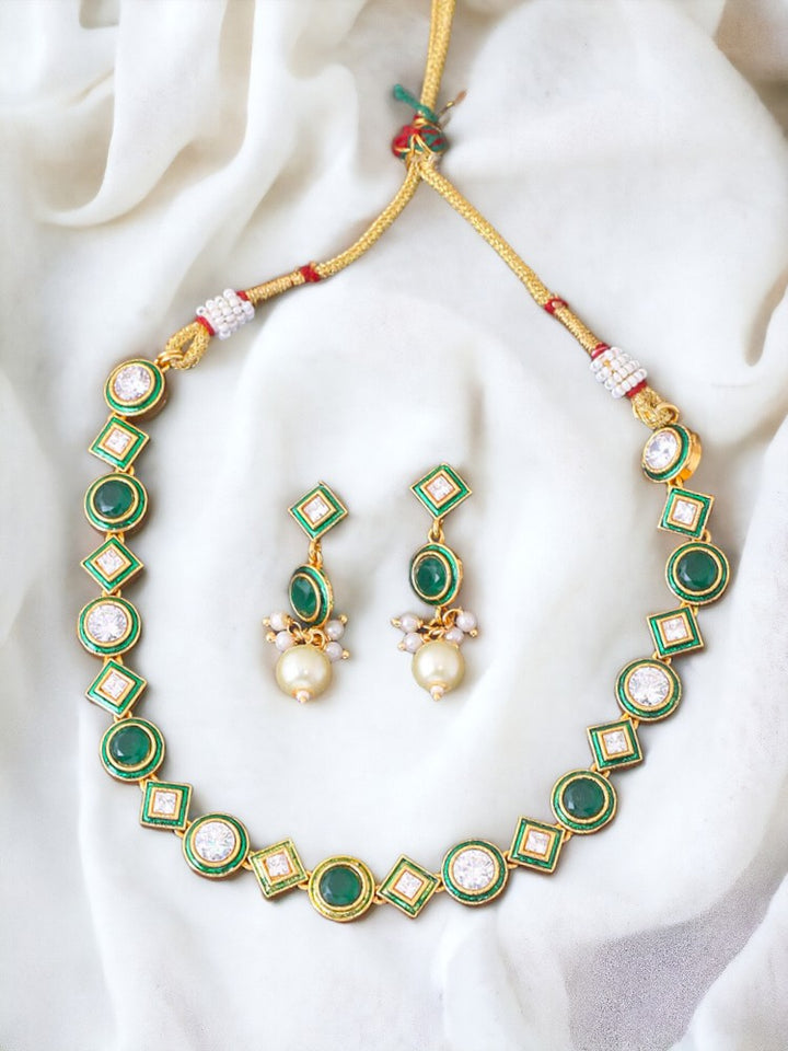 Emerald Mansvi Kundan Jewellery Set