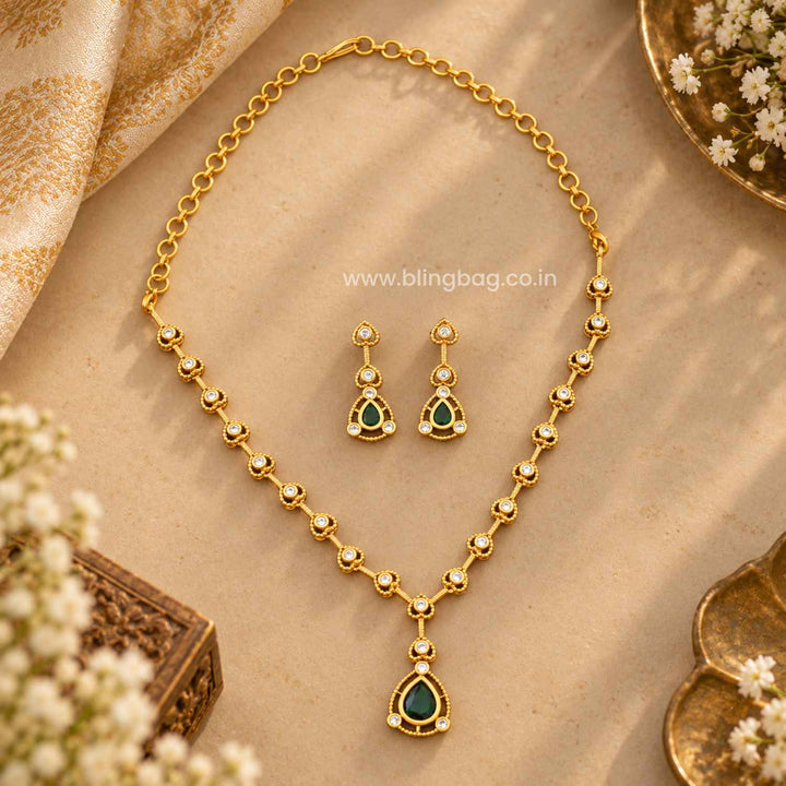 Emerald Manyaara Antique Jewellery Set- New Arrival