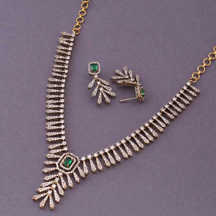 Emerald Marija Victorian Jewellery Set - New Arrival