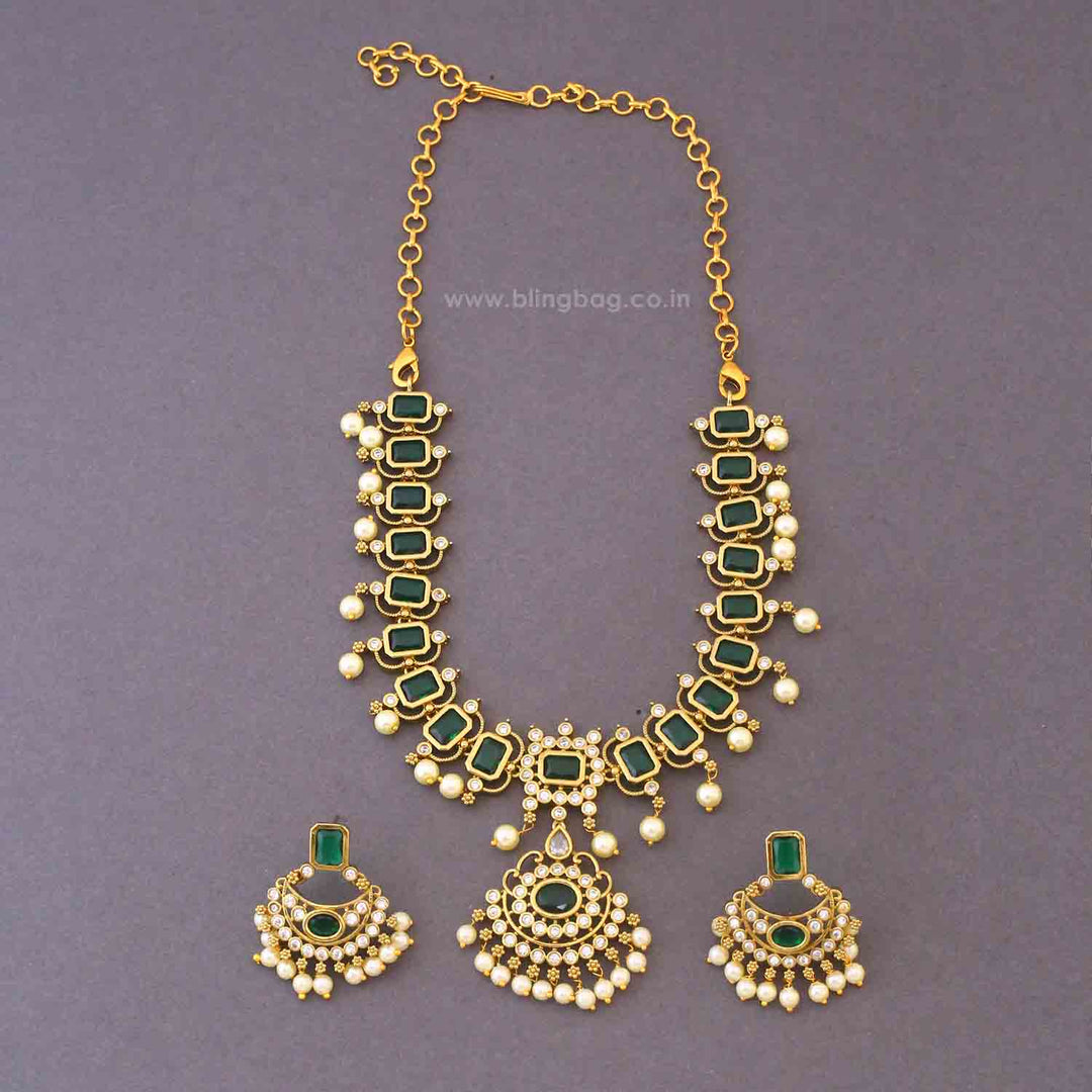 Emerald Marta Victorian Jewellery Set - New Arrival