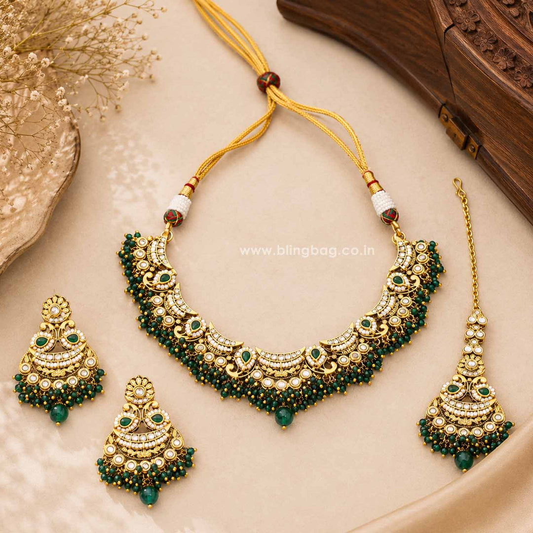 Emerald Meeraita Kundan Jewellery Set