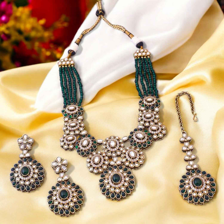 Emerald Merri Kundan Jewellery Set