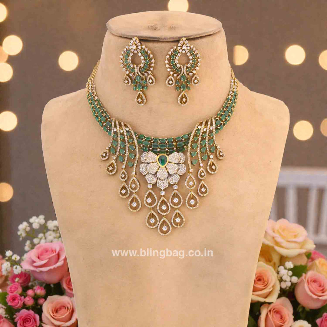 Emerald Mialyn Hasli Victorian Jewellery Set