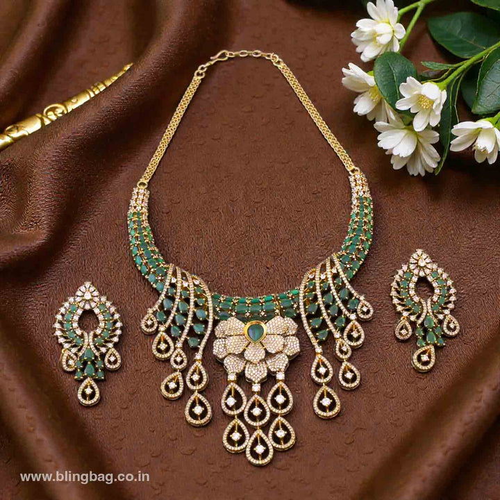 Emerald Mialyn Hasli Victorian Jewellery Set