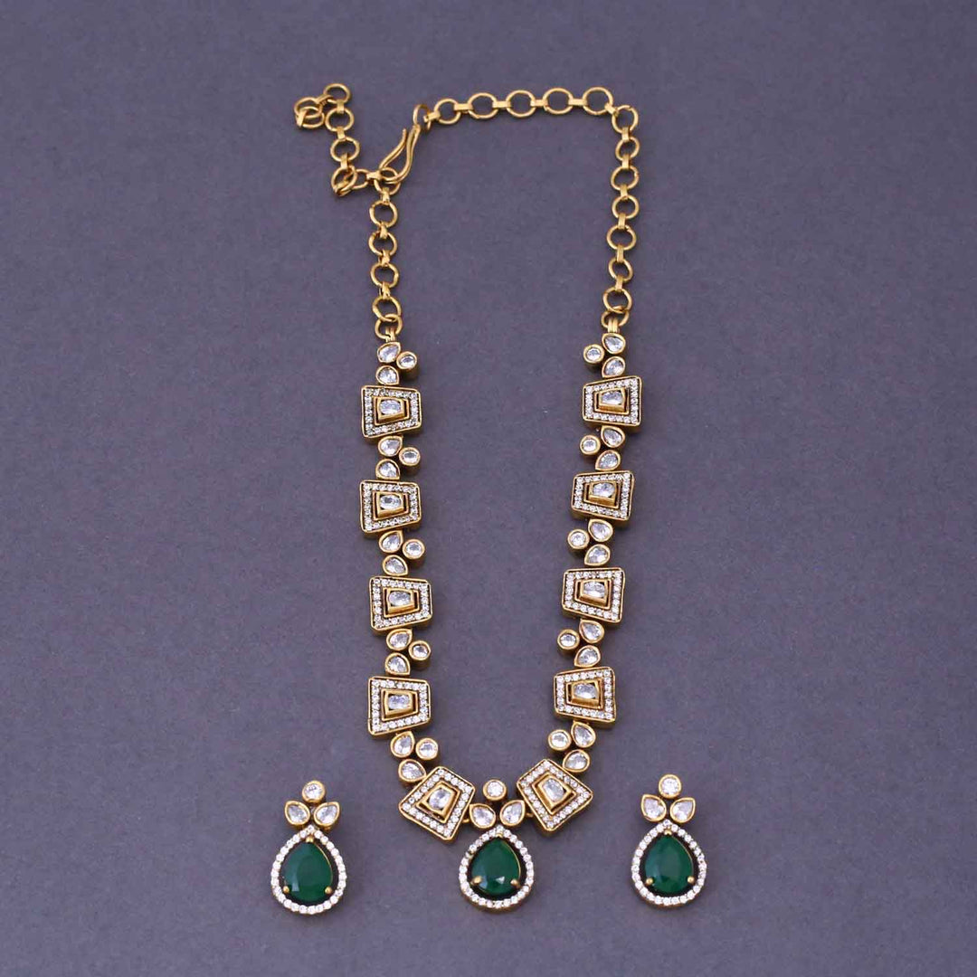 Emerald Milica Victorian Jewellery Set - New Arrival