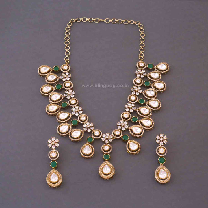 Emerald Miroslava Victorian Jewellery Set - New Arrival