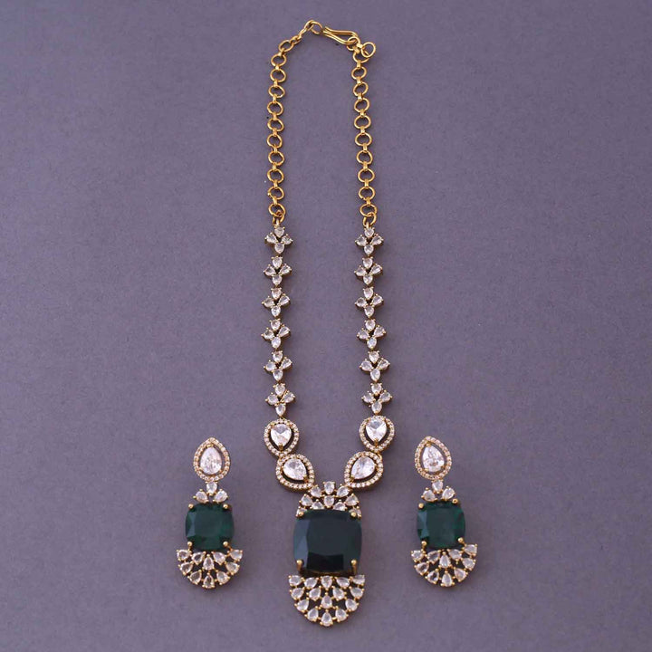 Emerald Mirya Victorian Jewellery Set- New Arrival