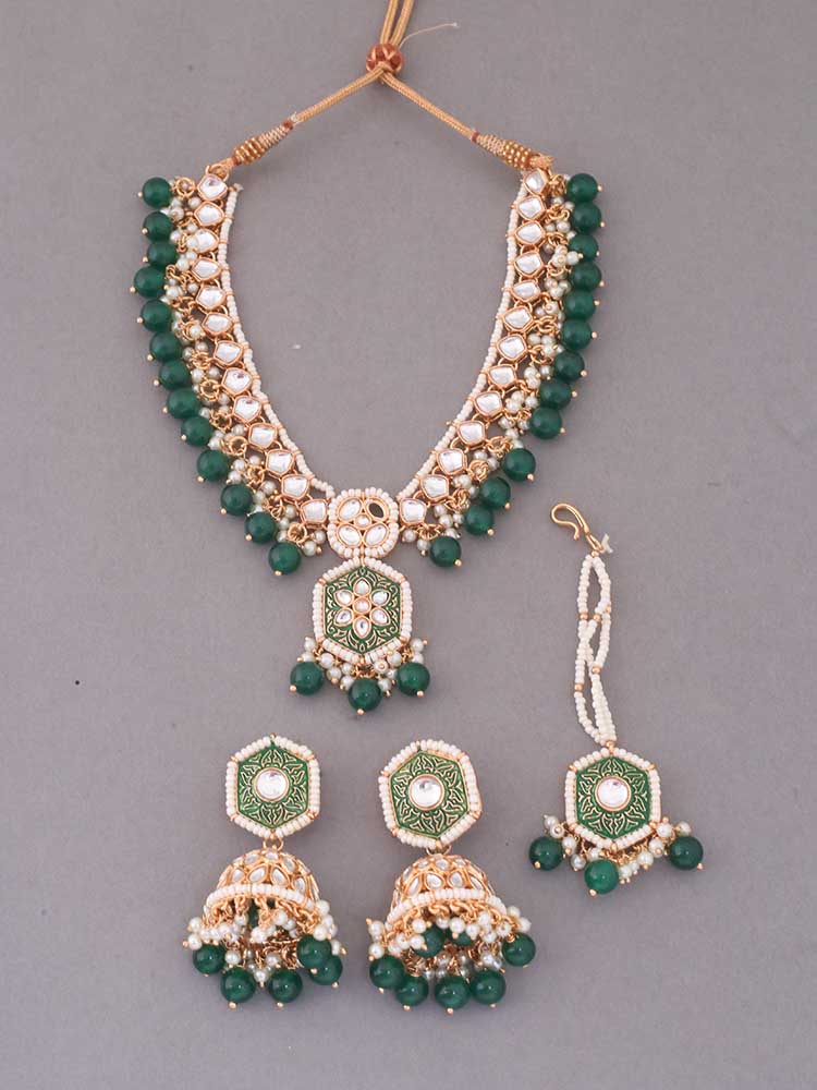 Emerald Modheshwari Jewellery Set