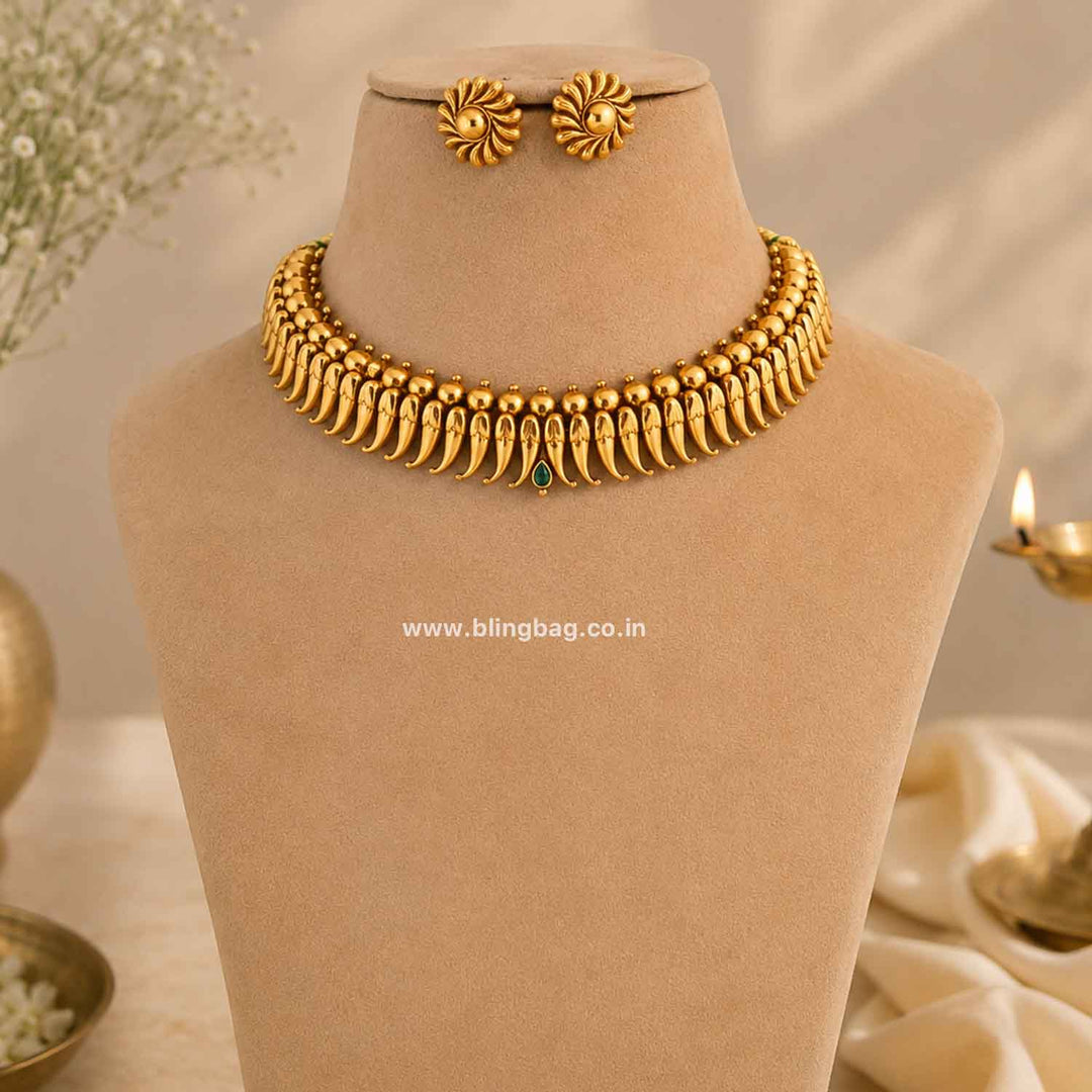 Emerald Mugdha Antique Jewellery Set- New Arrival