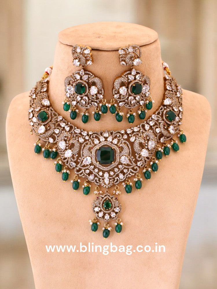 Emerald Naavya Victorian Jewellery Set - New Arrival