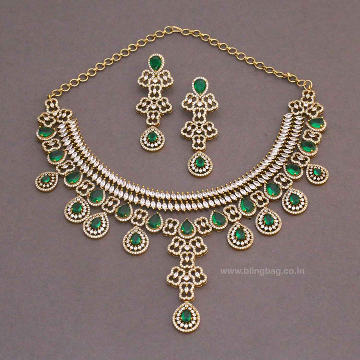 Emerald Naeyn Victorian Jewellery Set- New Arrivals