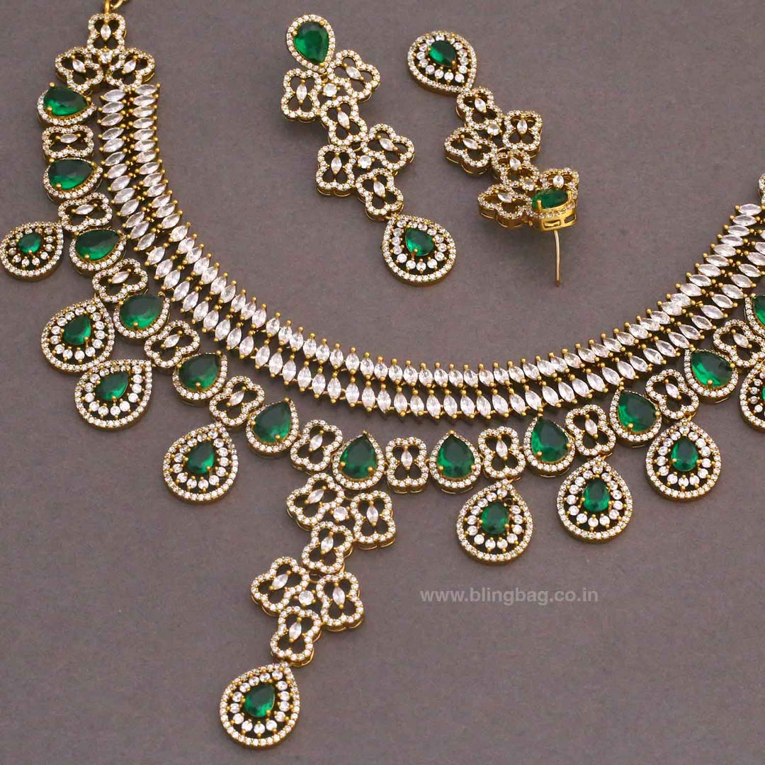Emerald Naeyn Victorian Jewellery Set- New Arrivals