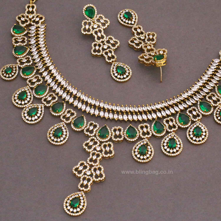 Emerald Naeyn Victorian Jewellery Set- New Arrivals