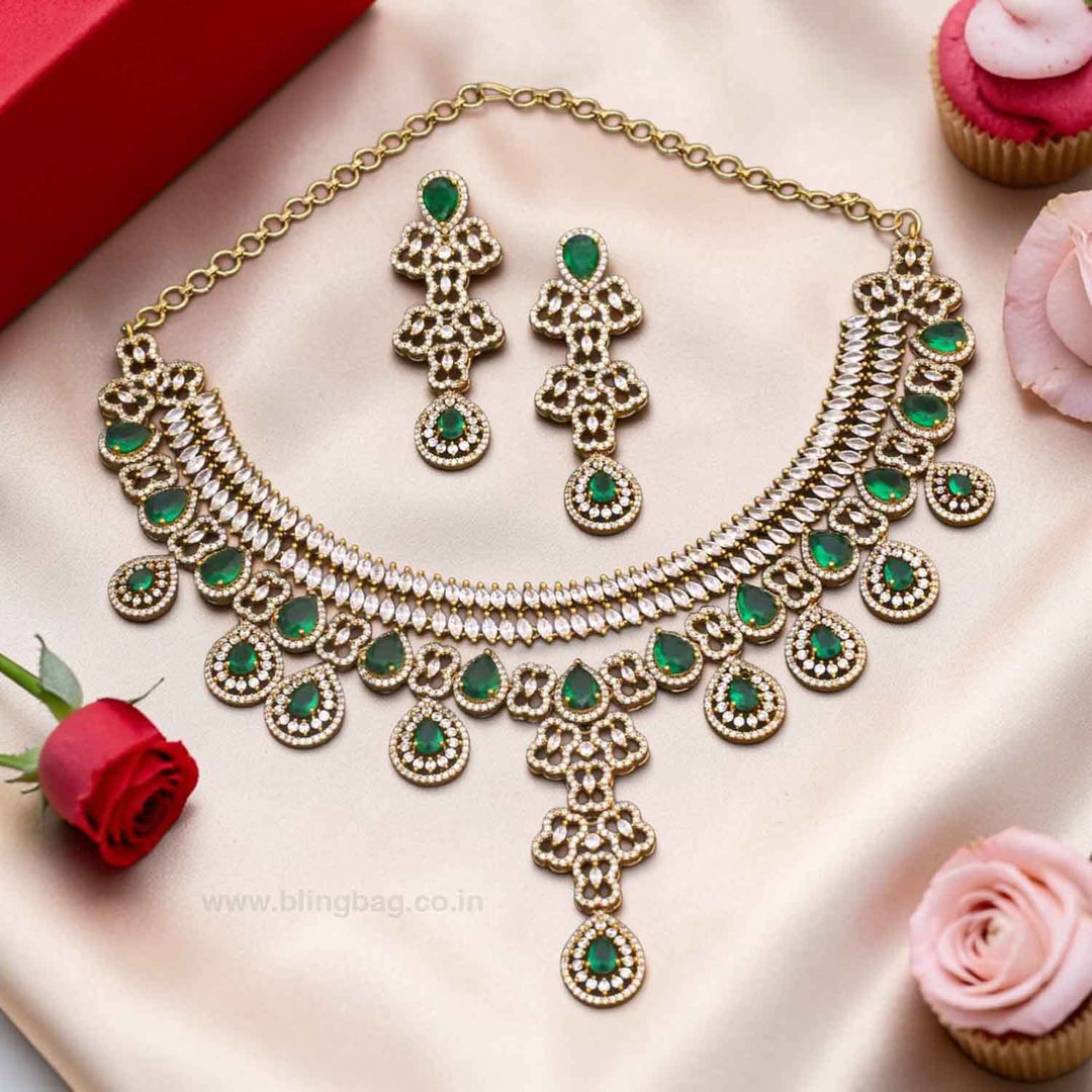 Emerald Naeyn Victorian Jewellery Set- New Arrivals