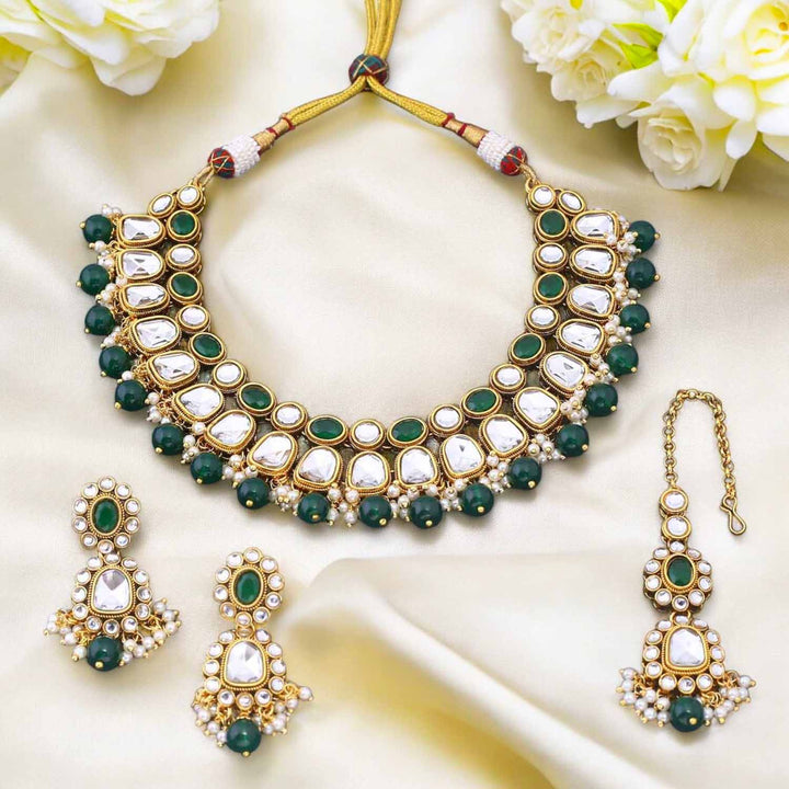 Emerald Nagima Kundan Jewellery Set