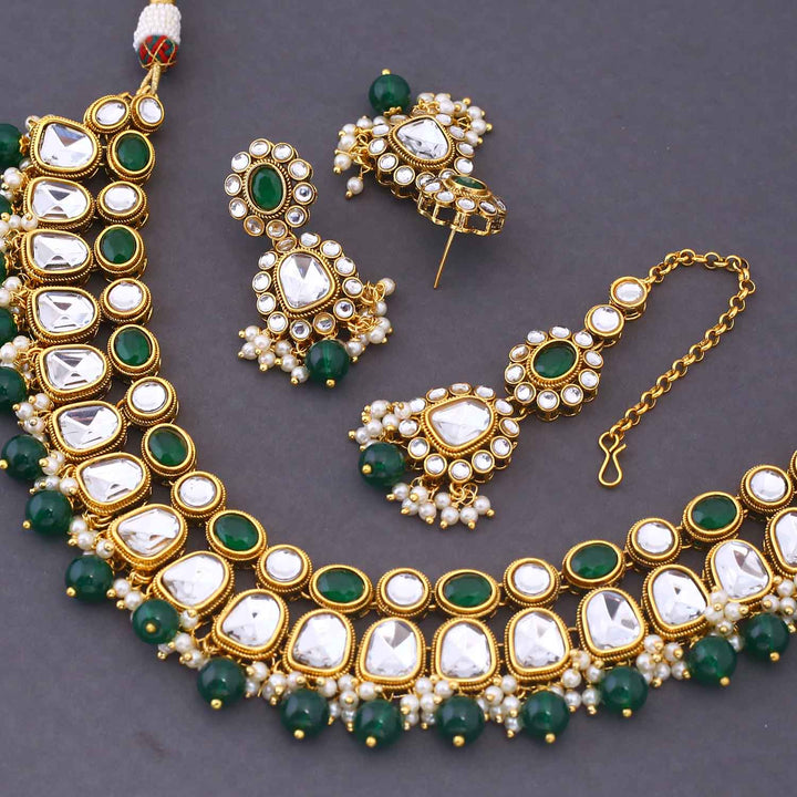 Emerald Nagima Kundan Jewellery Set