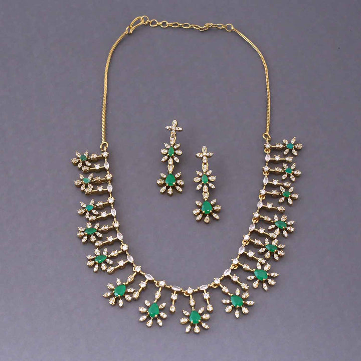 Emerald Naira Victorian Jewellery Set - New Arrival