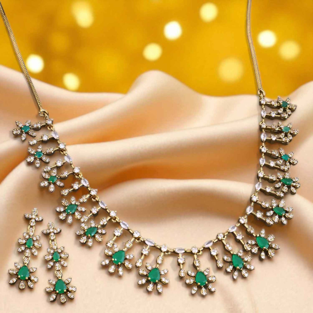 Emerald Naira Victorian Jewellery Set - New Arrival