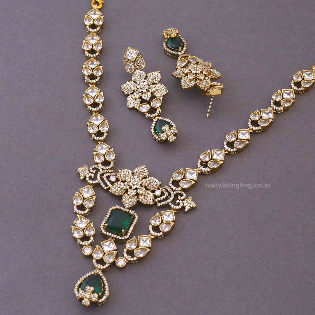 Emerald Narevia Victorian Jewellery Set - New Arrival