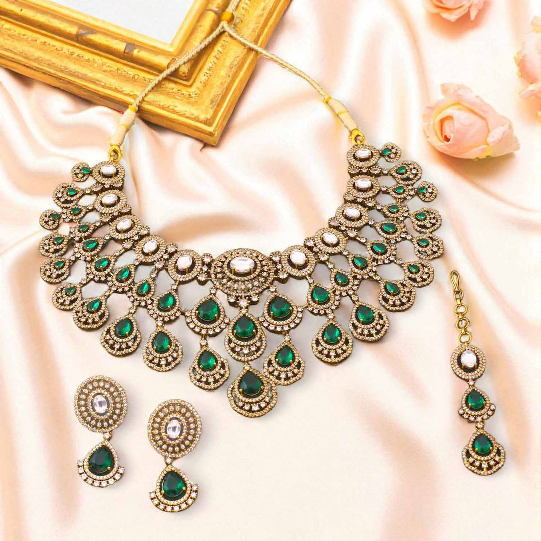 Emerald Natalya Victorian Jewellery Set - New Arrival