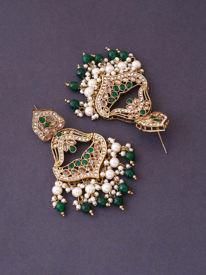 Emerald Navyaani Chandbalis