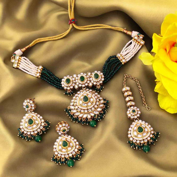 Emerald Nayra Kundan Jewellery Set