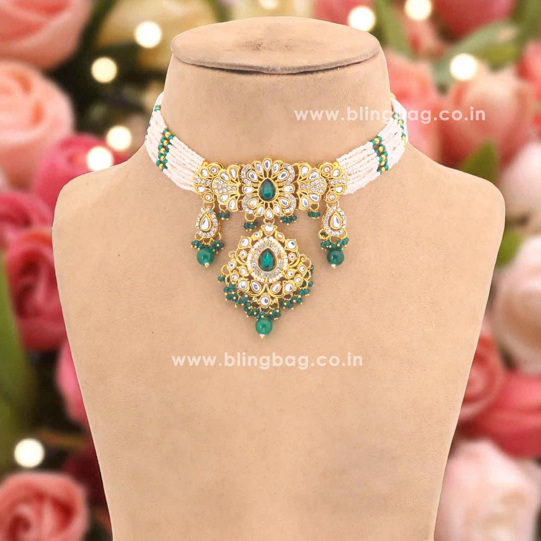 Emerald Nemisha Kundan Jewellery Set