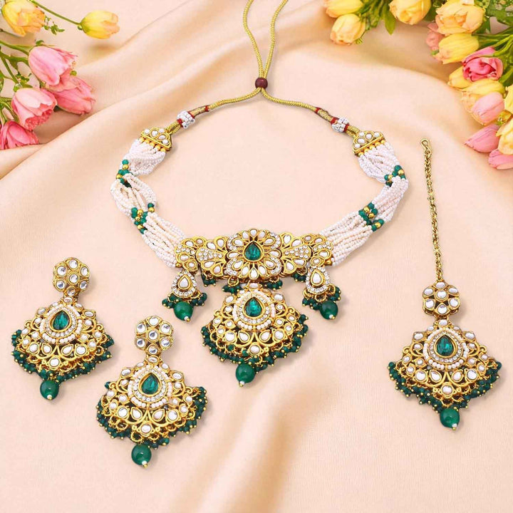 Emerald Nemisha Kundan Jewellery Set