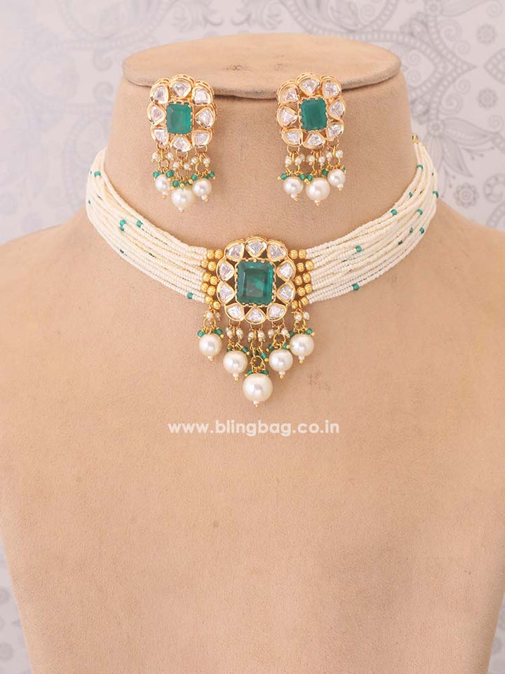 Emerald Nevin Jewellery Set