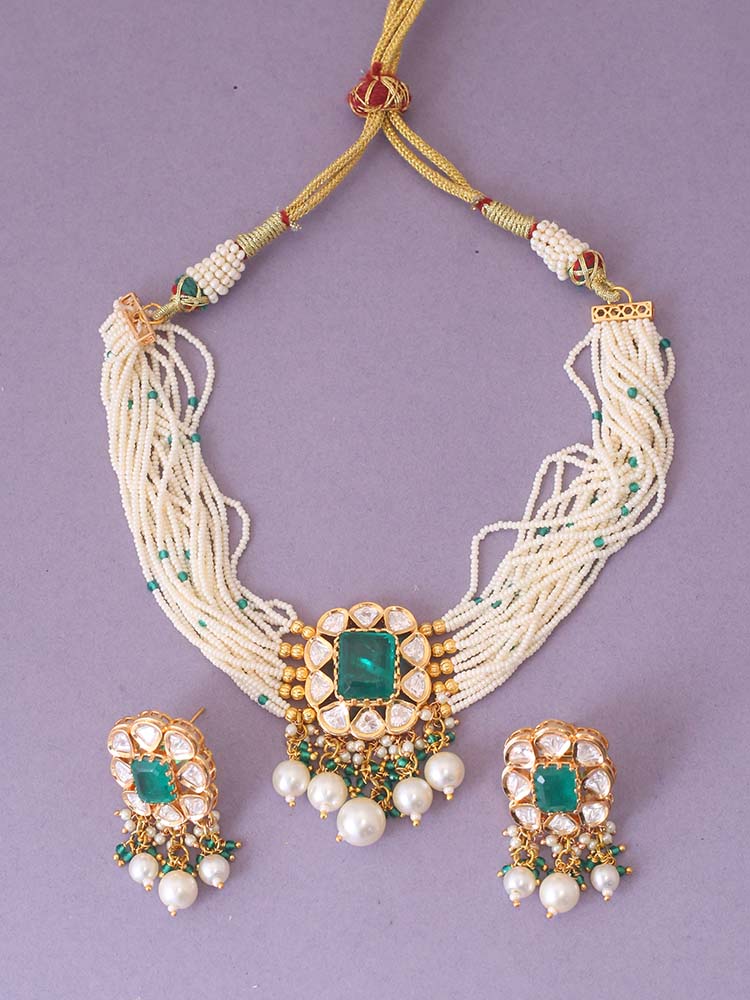 Emerald Nevin Jewellery Set