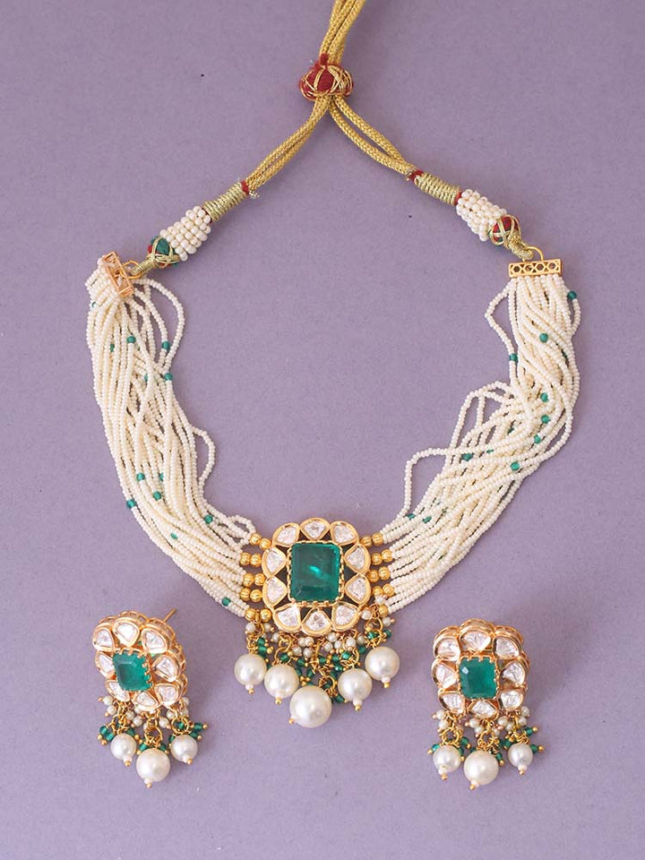Emerald Nevin Jewellery Set
