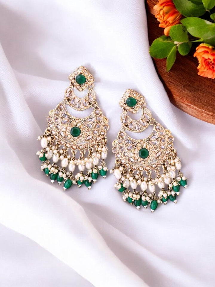 Emerald Nila Chandbalis