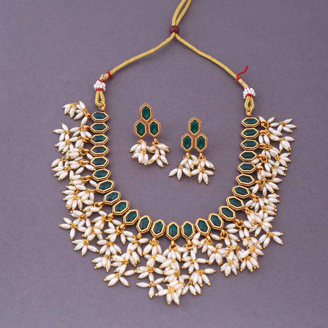Emerald Nilakantha Antique Jewellery Set - New Arrival